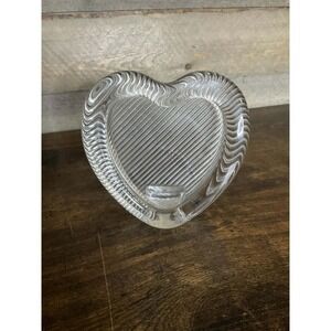 VTG Mikasa heart shaped picture frame with polished crystal glass